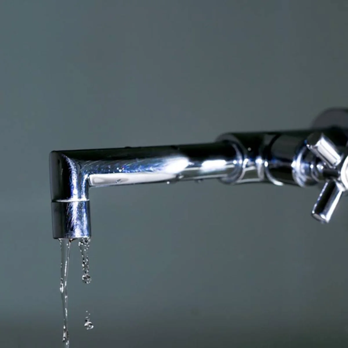 Calor dispara consumo e bairros de Contagem enfrentam falta d’água em MG