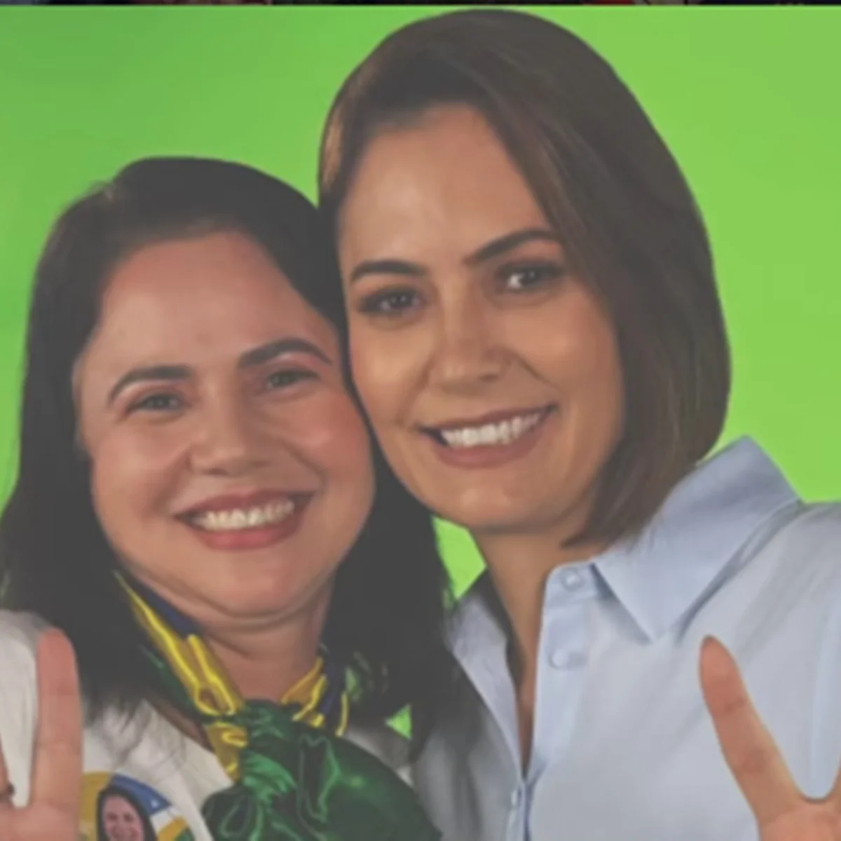 Trio elétrico de candidata de Michelle Bolsonaro em GO capota durante ato