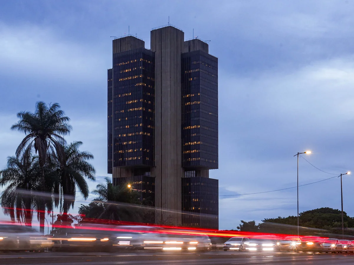 Com déficit de R$ 10 bilhões em agosto, dívida pública chega a 82,9% do PIB