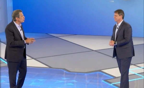 Tarcísio chama Haddad de Pinóquio em debate ao falar sobre mães atípicas