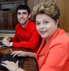 Jeferson Monteiro conheceu Dilma Rousseff, enquanto ela ainda era presidente, devido ao sucesso do perfil Foto: Reprodução