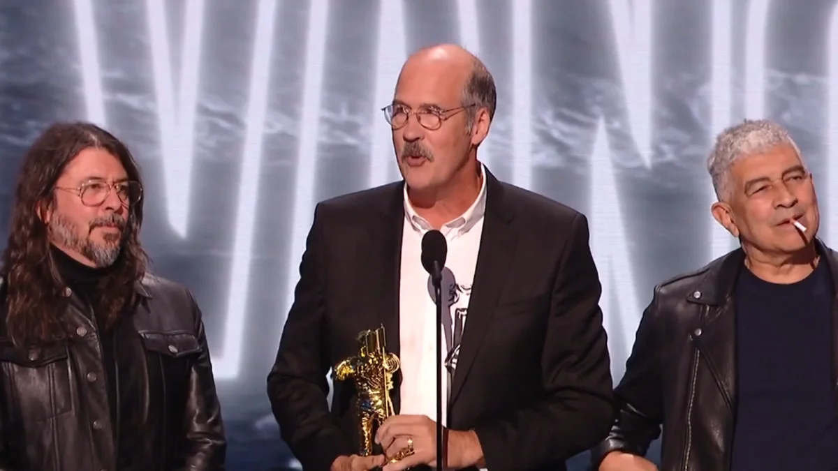 Nirvana cita Kurt Cobain após prêmio no VMA: “Teria adorado esse legado”