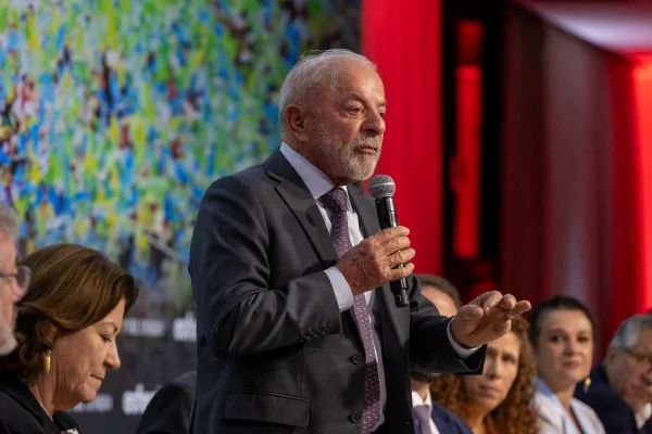Governo Lula envia notificações a usuários sobre proibição de bets após MP