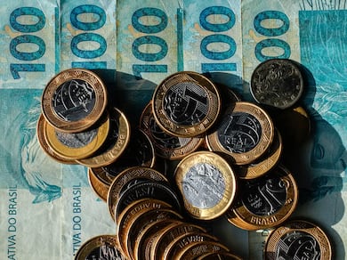 Cofrinho, caixinha e porquinho: como funcionam esses produtos oferecidos pelos bancos?