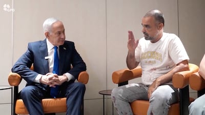 O piloto da Flydubai, Smit Machchhar, foi aclamado como herói por evitar um desastre no voo para Israel.
