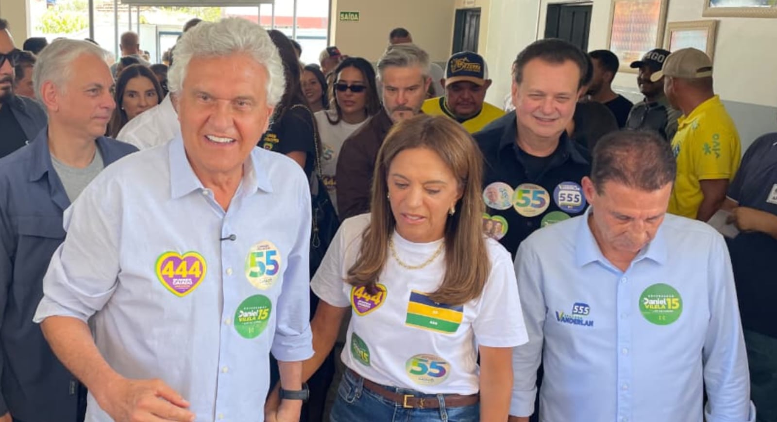 Ronaldo Caiado vota em colégio em Nova Crixás, no norte de Goiás Paulo Henrique Santos/RECORD