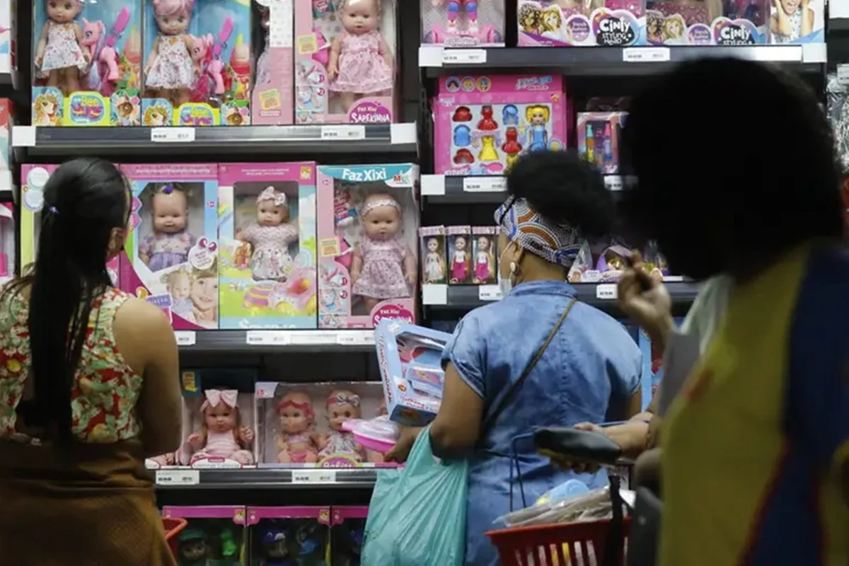 Varejo prevê maior venda para Dia das Crianças desde 2014, com alta de 1,8%