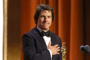 Tom Cruise é homenageado com Oscar honorário pelos 45 anos de carreira