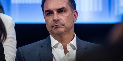 Fl&aacute;vio Bolsonaro (PL) pediu dinheiro a Daniel Vorcaro para financiar a cinebiografia sobre o pai, o ex-presidente Jair Bolsonaro Foto: Taba Benedicto/Estad&atilde;o / Estad&atilde;o