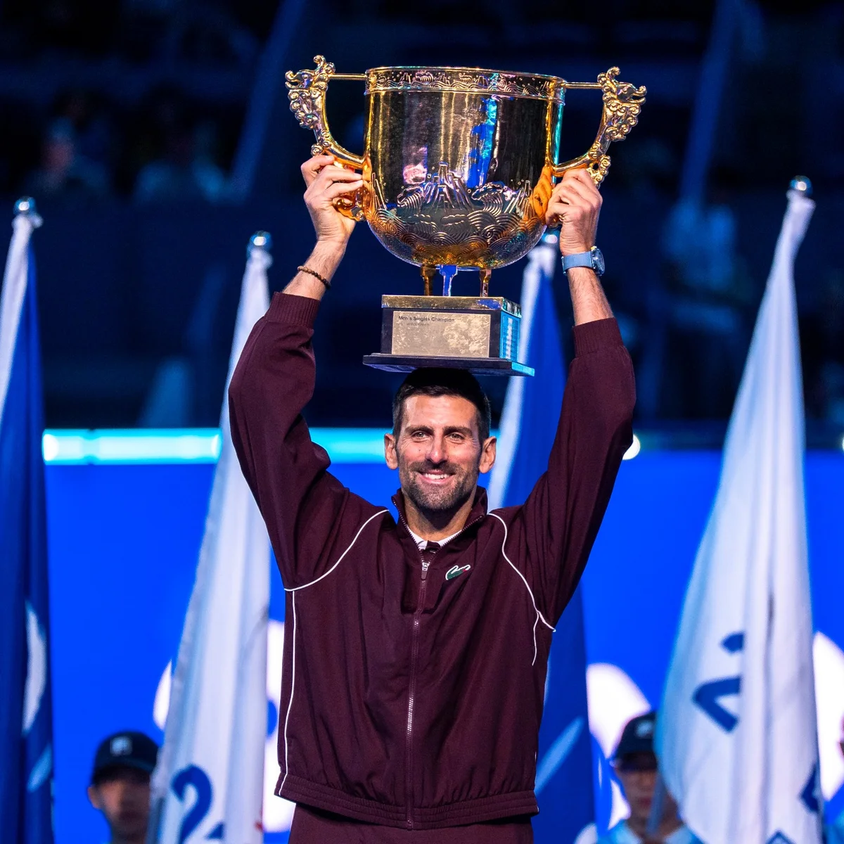 Djokovic é campeão do ATP 500 de Pequim após desistência de De Minaur