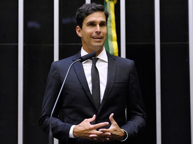 Luxemburgo, Marcelinho Carioca, Edmundo, Sarah Menezes e mais: veja os esportistas candidatos
