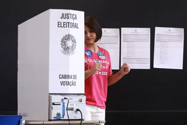 Michelle diz que Deus entregou missão via pedido de Bolsonaro e votos