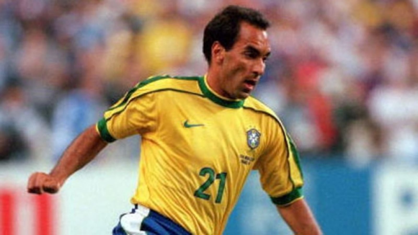 Participou da Copa do Mundo de 1998 e disputou dois jogos. Na primeira fase, contra o Marrocos, e na final, contra a França, entrou no segundo tempo.