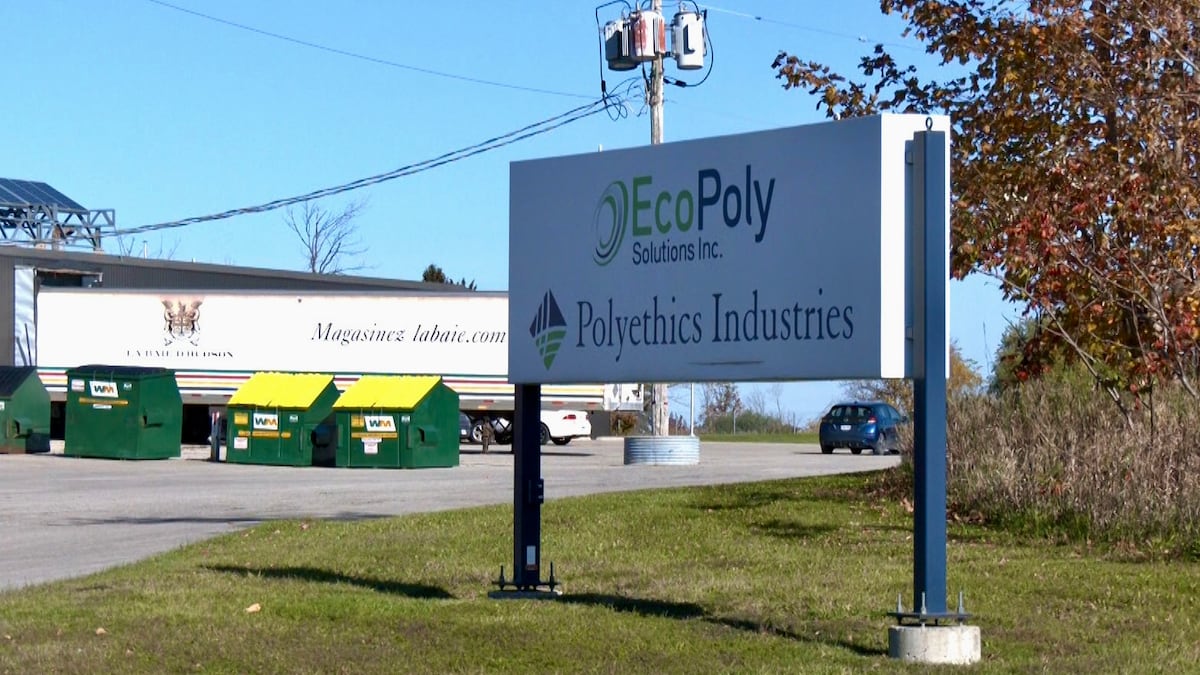 ‘It’s a complex situation;’ Orillia plastic bag manufacturer lays off over 100 employees