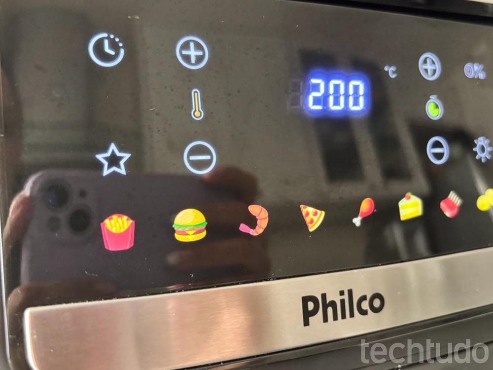 Os programas automáticos agilizam o preparo dos alimentos sem a necessidade de supervis — Foto: Leonor Militão/TechTudo