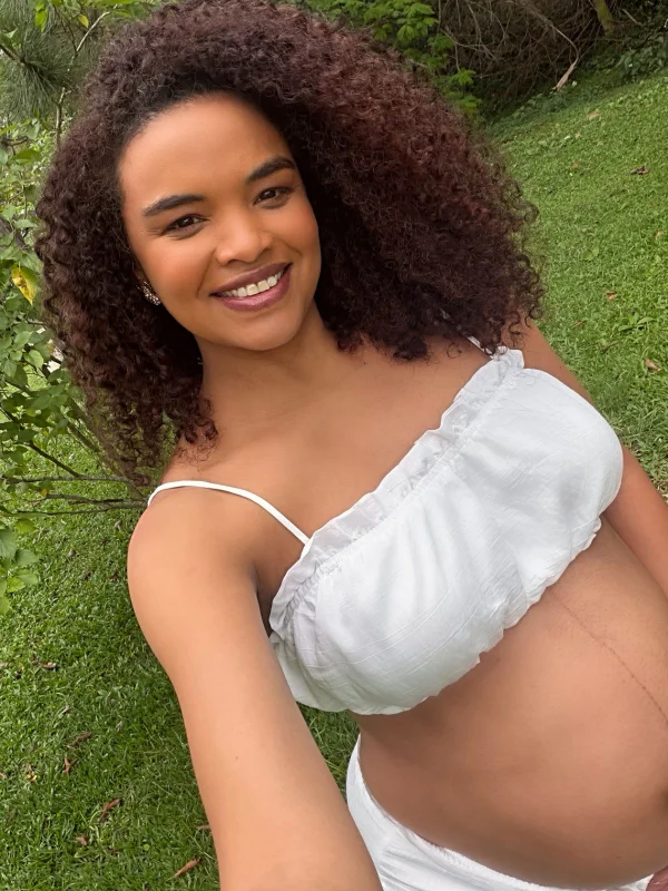 Lucy Ramos exibe barrigão na reta final da gravidez da segunda filha; fotos