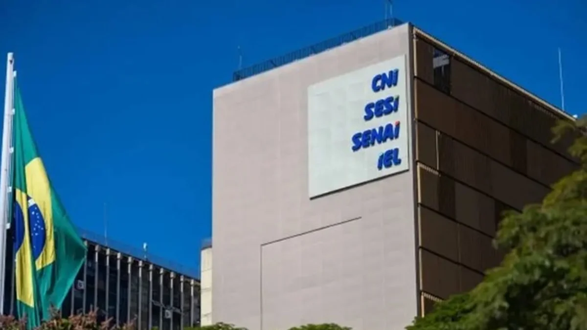 CNI prevê demissões, inflação e perdas econômicas com o fim da escala 6 x 1
