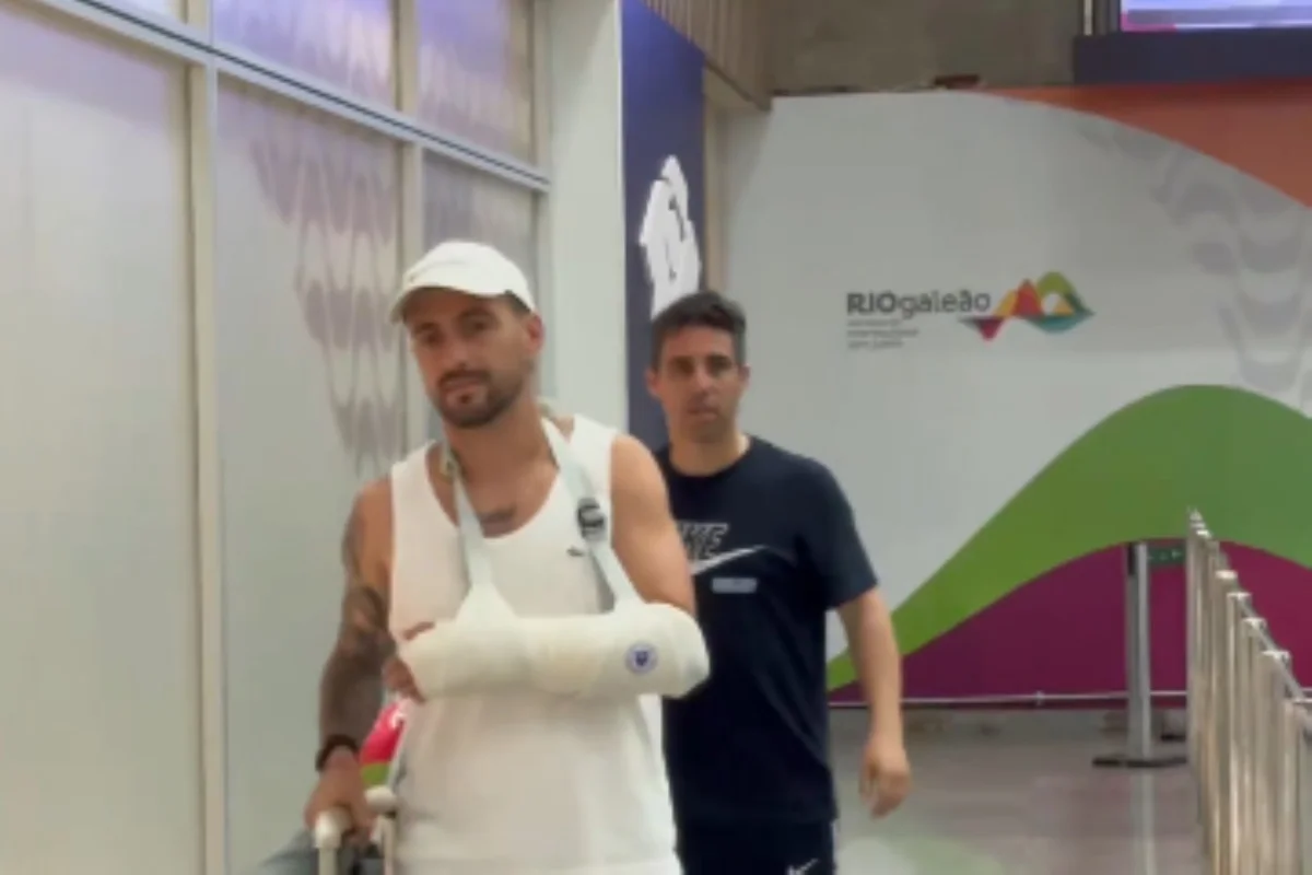 "Força, fé e seguimos", diz Arrascaeta antes de cirurgia no braço esquerdo