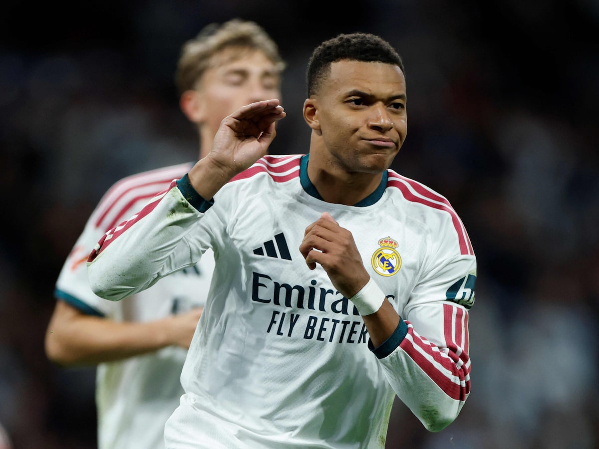 Com Endrick titular pela primeira vez com Mourinho, Real Madrid vence Sevilla com dois de Mbappé