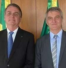 Jair Bolsonaro ao lado do seu irmão, Renato Bolsonaro Foto: Reprodução