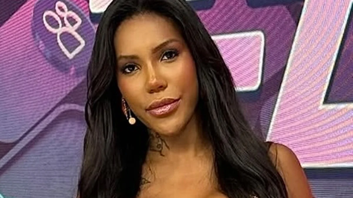 Carol Lekker desiste da TV e volta à Espanha após polêmica em A Fazenda