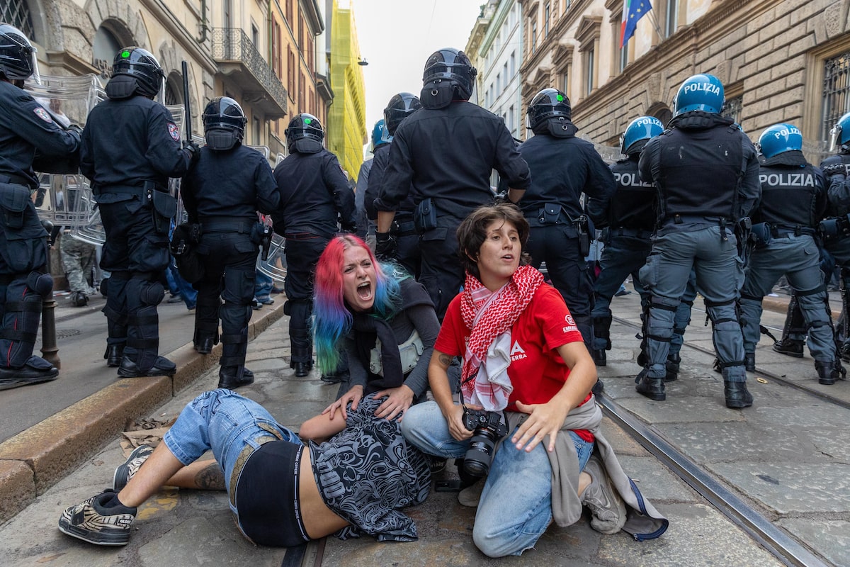 Protestos por direitos sociais na Itália terminam em confrontos com a polícia em diversas cidades