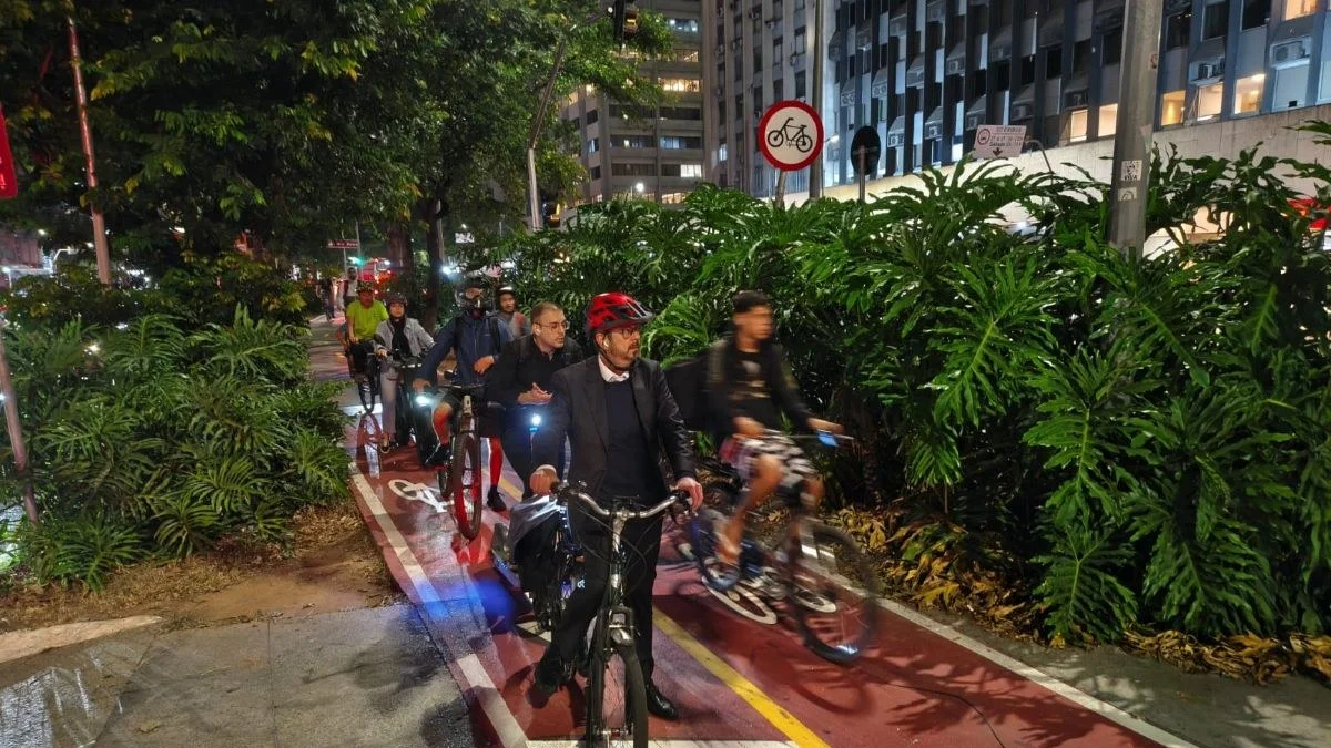 Com novas regras, começa nesta terça fiscalização de bikes elétricas em SP