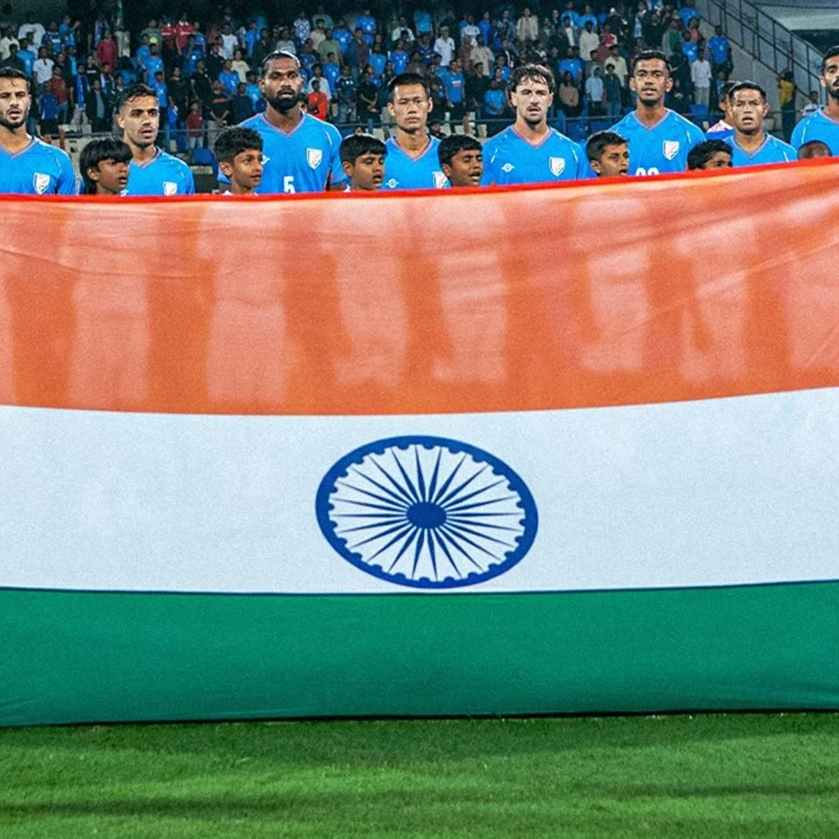 Elenco completo da Índia tem valor de mercado menor que Douglas Santos