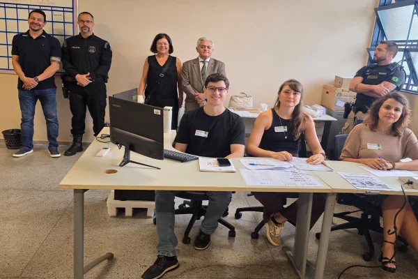 Aberta votação nos presídios do DF; Vorcaro e Careca do INSS estão aptos