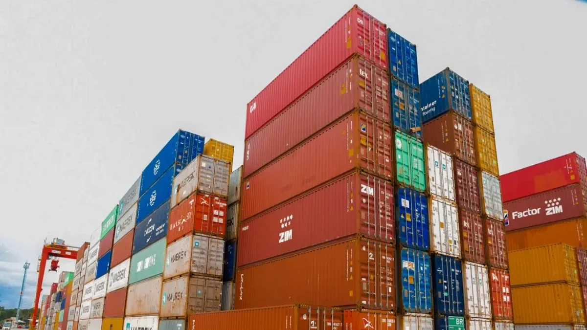 Balança comercial tem superávit de US$ 7,7 bilhões em setembro