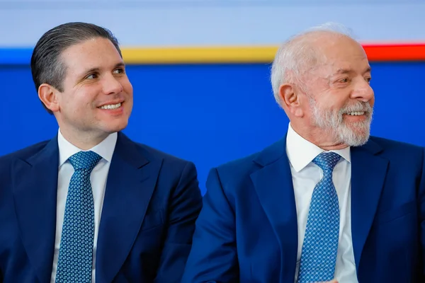 Lula termina campanha do 1º turno sem pisar na terra de Hugo Motta - destaque galeria
