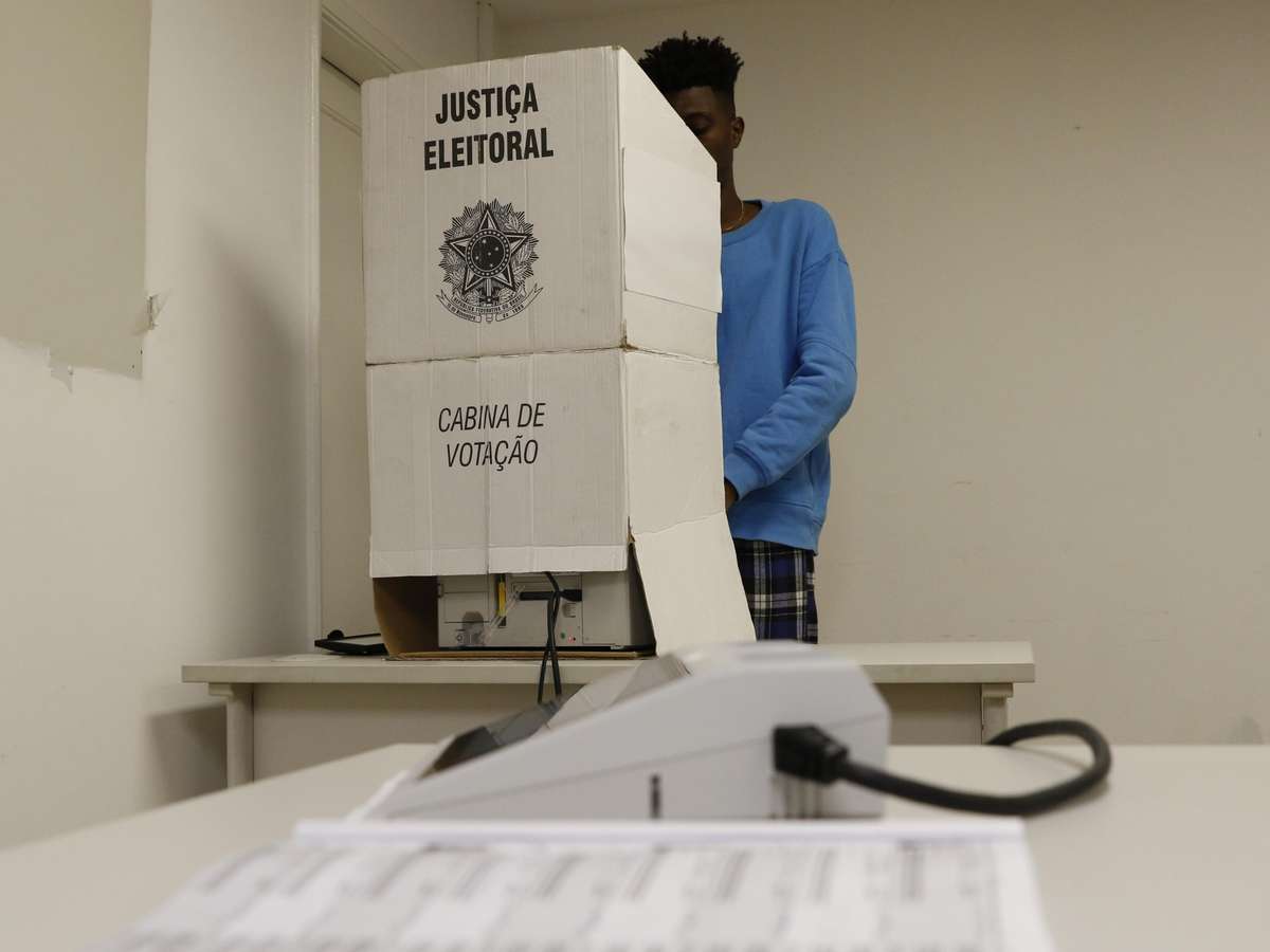 TSE já mudou 4 vezes a lista de eleitores com locais de votação alterados no 2º turno