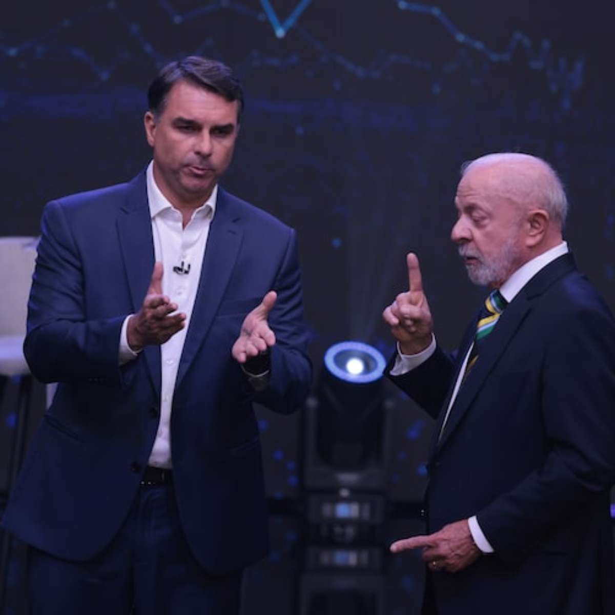 Campanhas de Lula e Flávio Bolsonaro chegam a acordo para abertura simultânea de sigilos