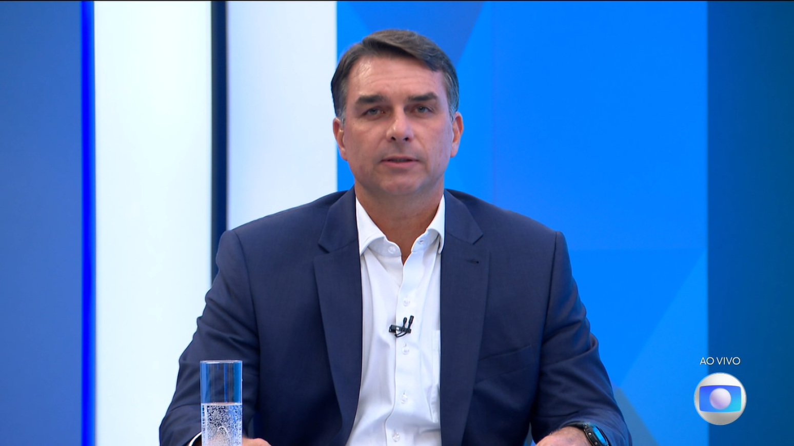 Fl&aacute;vio Bolsonaro durante entrevista na Rede Globo