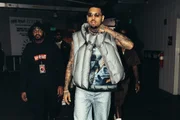 Chris Brown pode ser preso por agressão em boate. Entenda