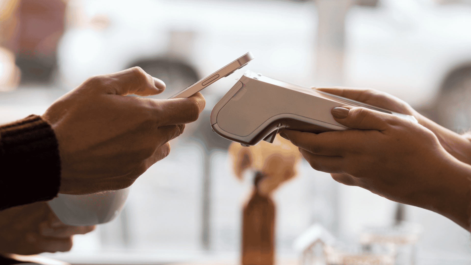 Pix por aproximação não tem mais limite de R$ 500; entenda a regra