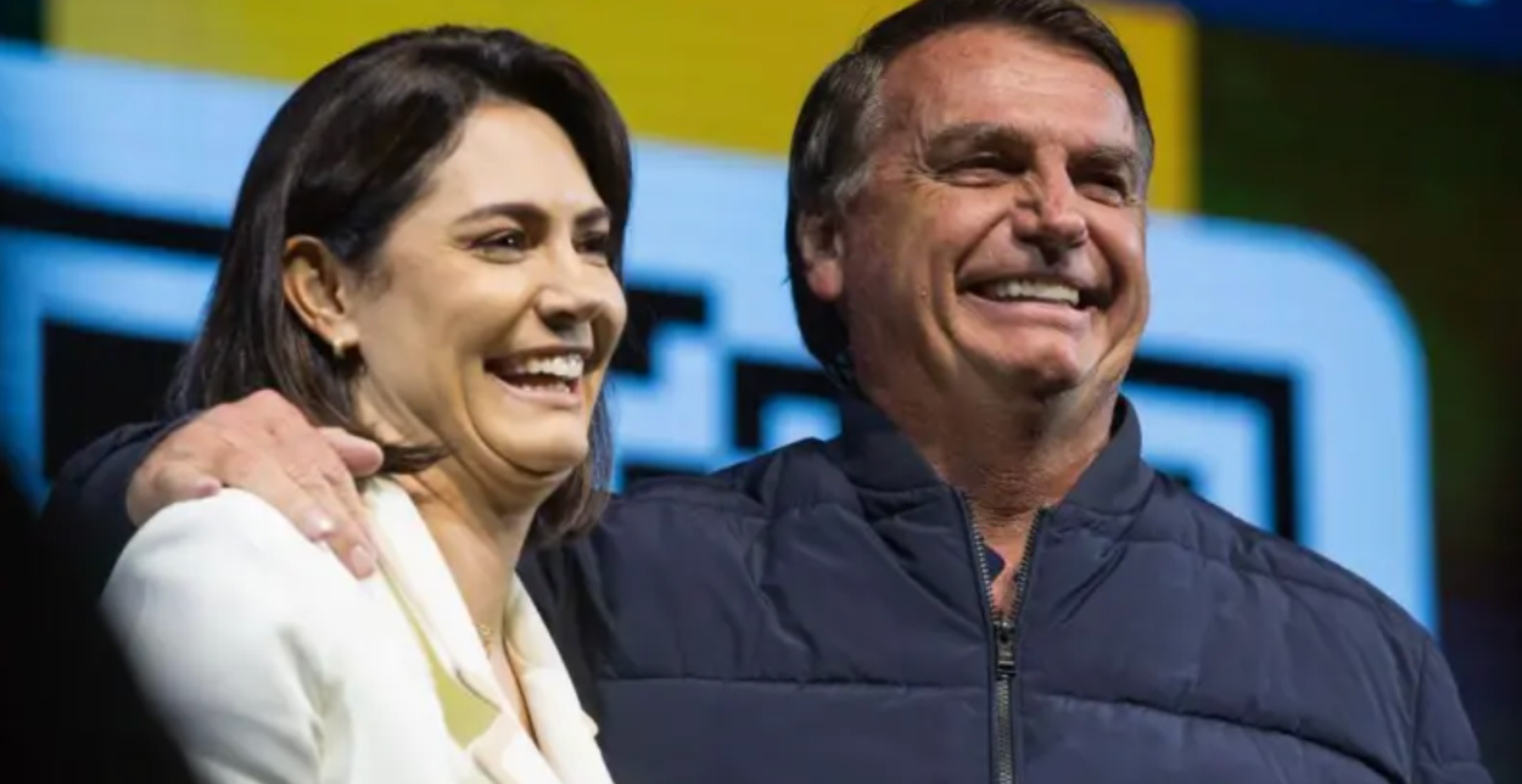 Michelle Bolsonaro (PL-DF) foi a senadora mais votada do Distrito Federal e vai ocupar uma vaga no Senado a partir de 2027