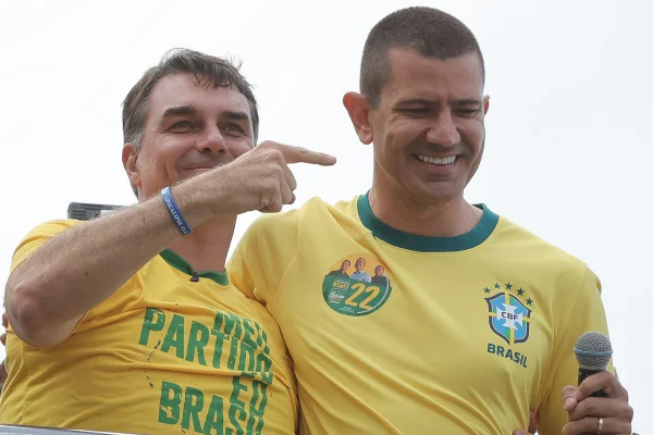 Douglas Ruas e Eduardo Paes vão disputar governo do Rio no 2º turno