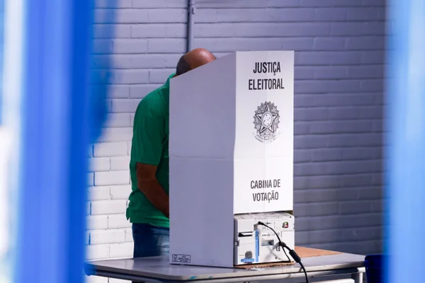Roraima elege 8 deputados federais. Saiba quem são